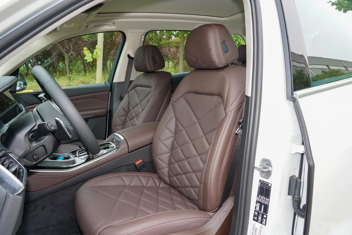 宝马X5xDrive30Li 尊享型M运动套装驾驶员座椅