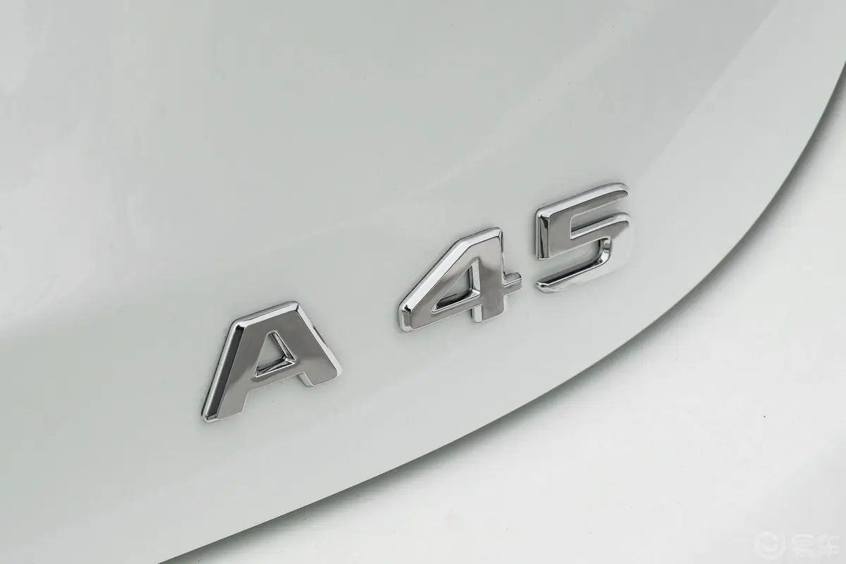 奔驰A级 AMG(进口)AMG A 45 4MATIC+外观