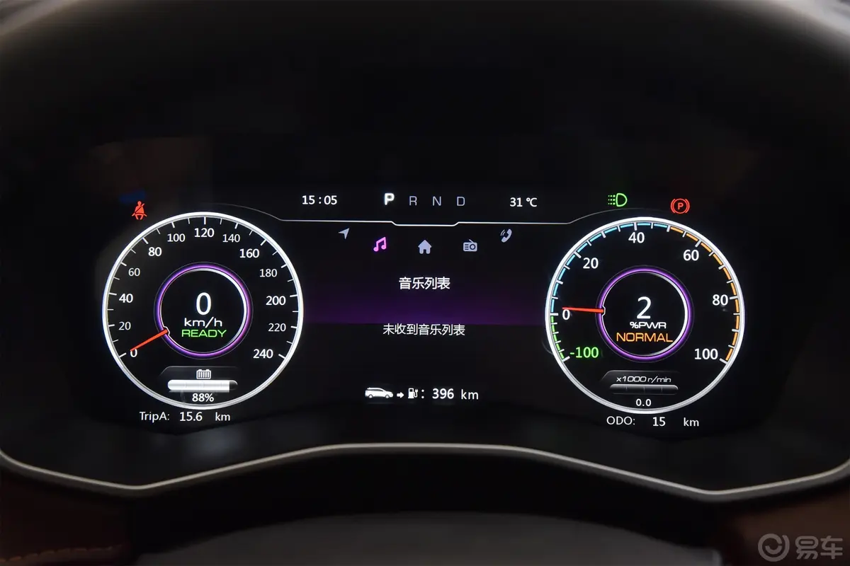 远志M1450km 精英版 7座内饰