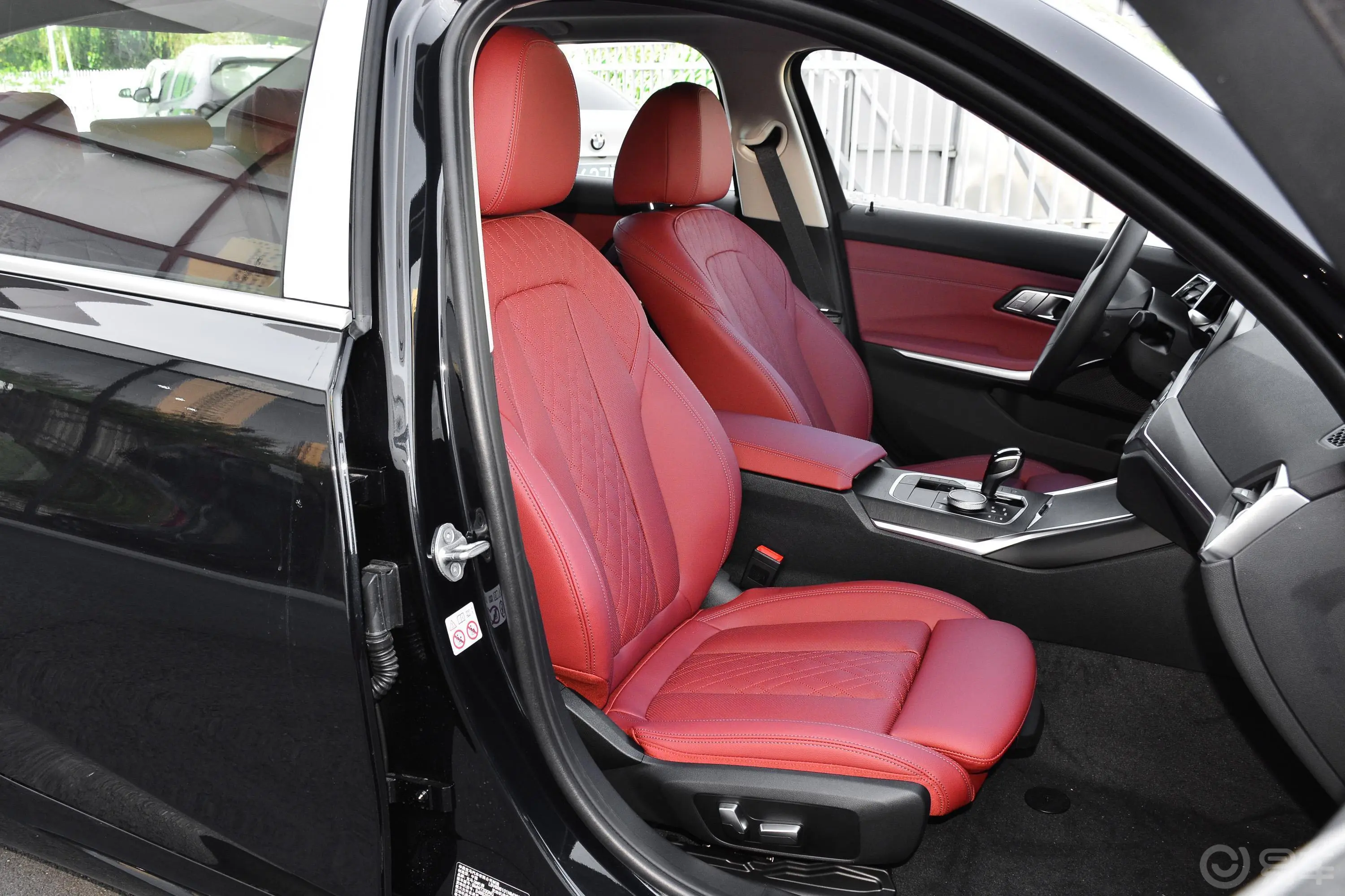 宝马3系改款 325Li xDrive M运动套装副驾驶座椅