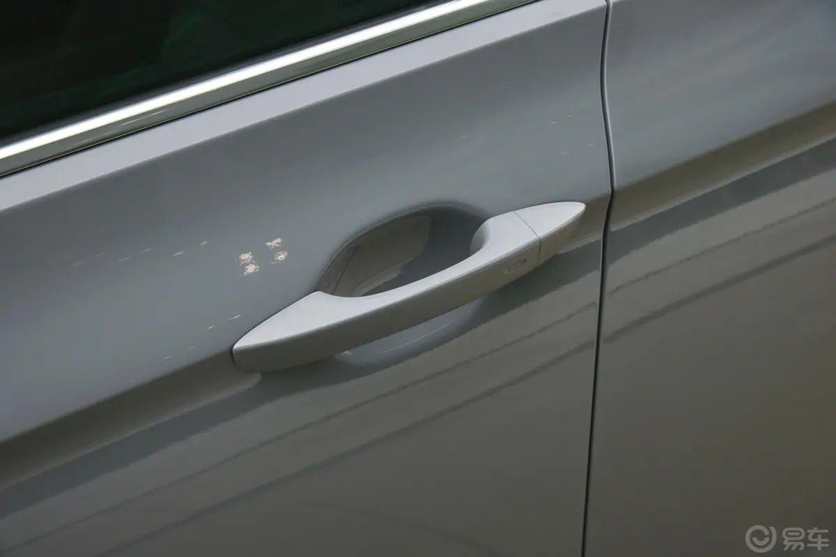 蔚揽330TSI 两驱 舒行版驾驶员侧前门把手