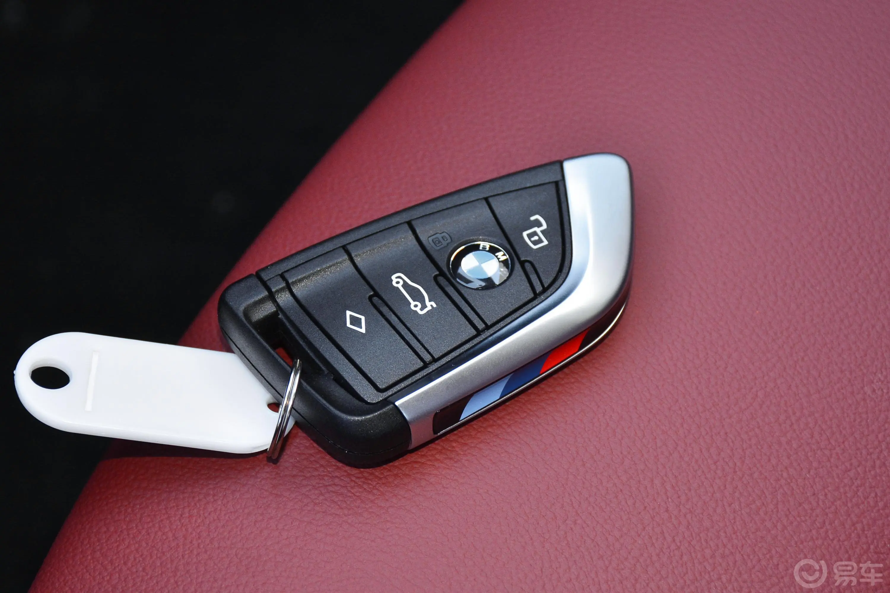 宝马3系改款 325Li xDrive M运动套装钥匙正面