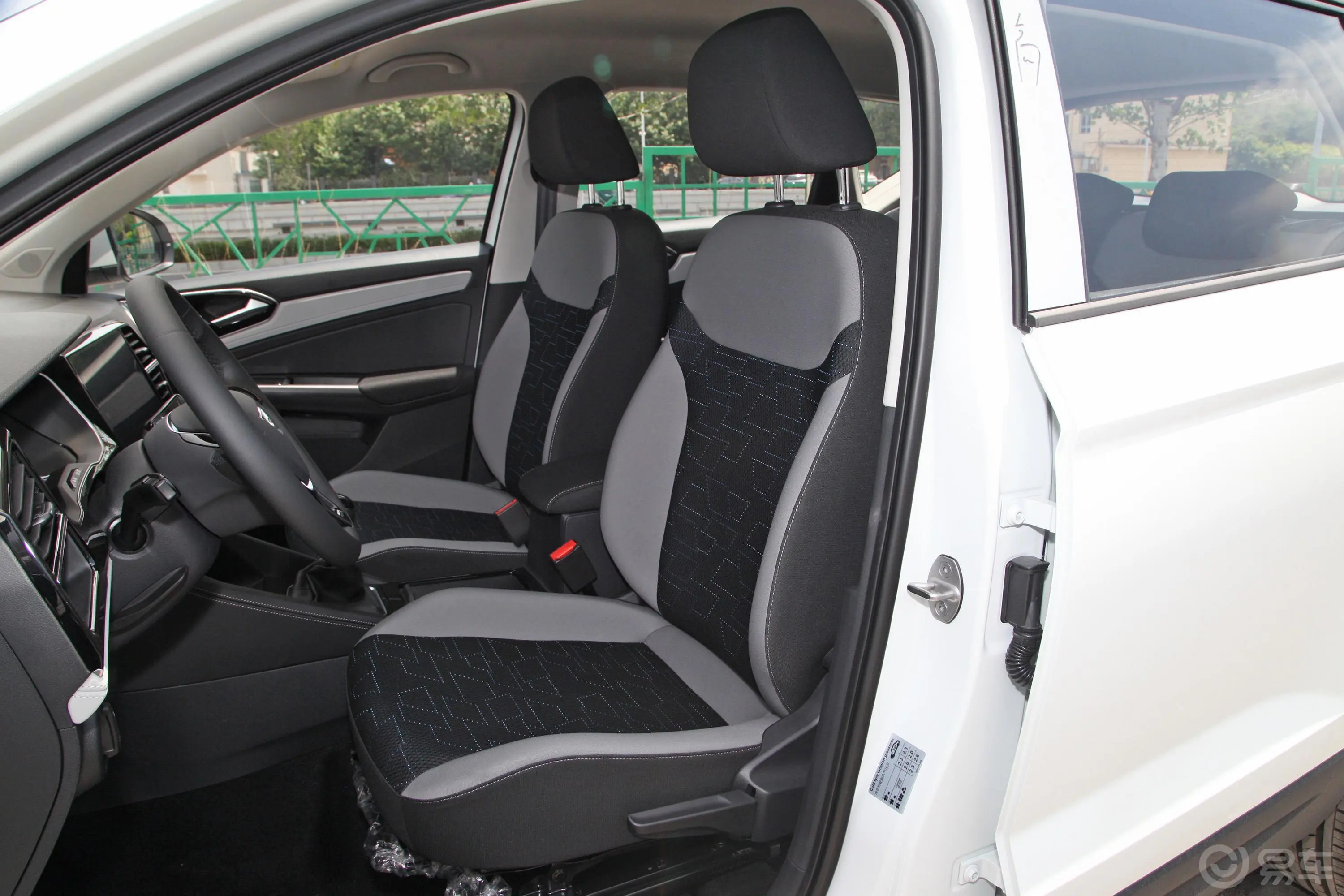 捷达VS5280TSI 手动进取版驾驶员座椅