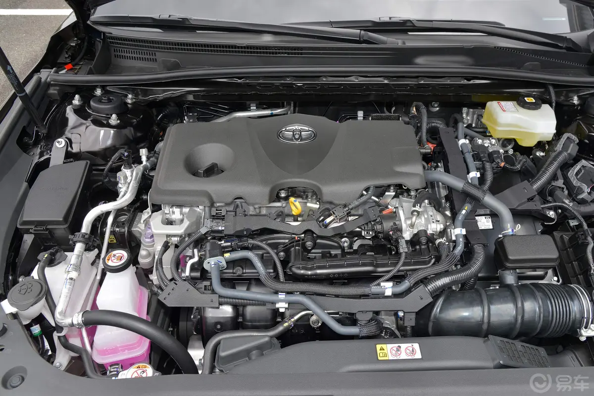 亚洲龙双擎 2.5L E-CVT Limited旗舰版发动机特写