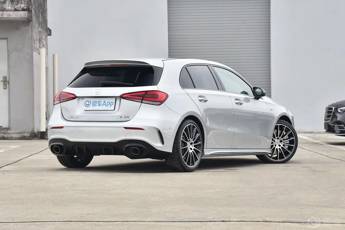 奔驰A级 AMG(进口)AMG A 35 4MATIC外观