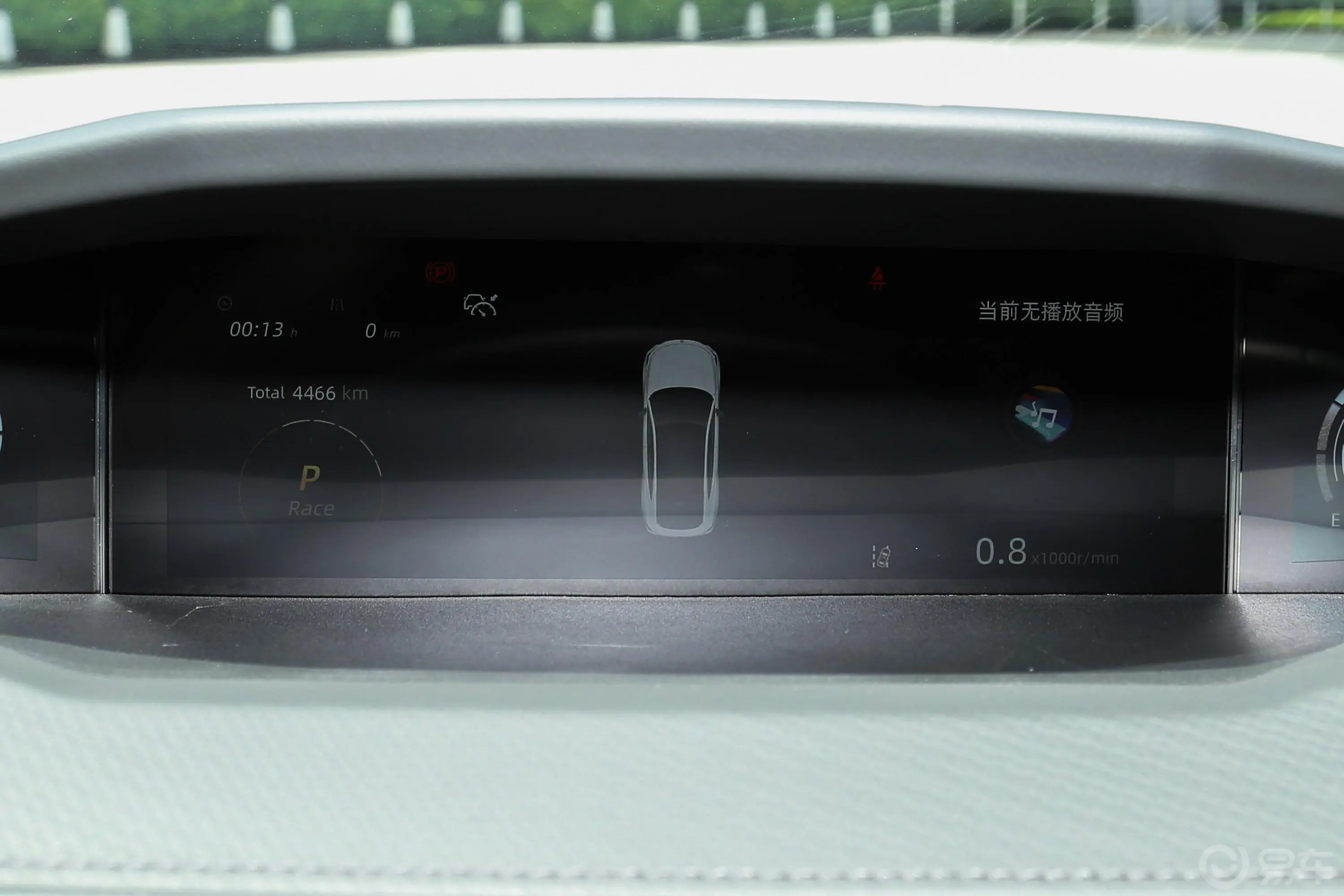 长安UNI-V2.0T 自动领速版主驾驶位