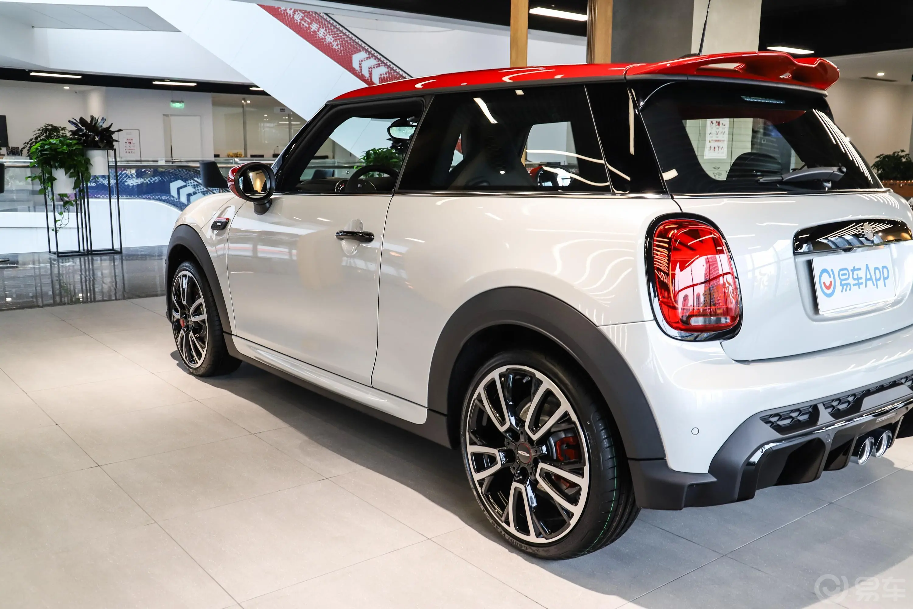 MINI JCW2.0T JOHN COOPER WORKS ALL-IN外观