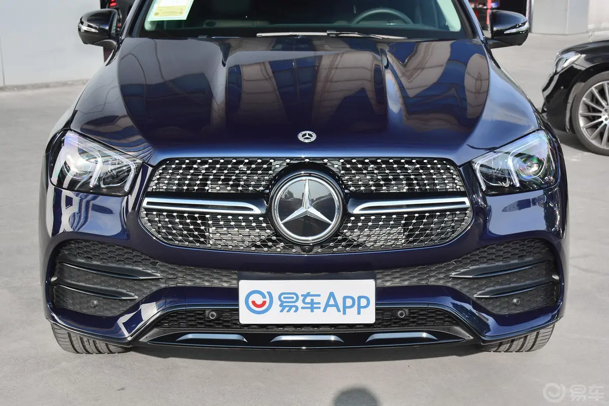 奔驰GLE轿跑改款 GLE 350 4MATIC 轿跑SUV 豪华型外观