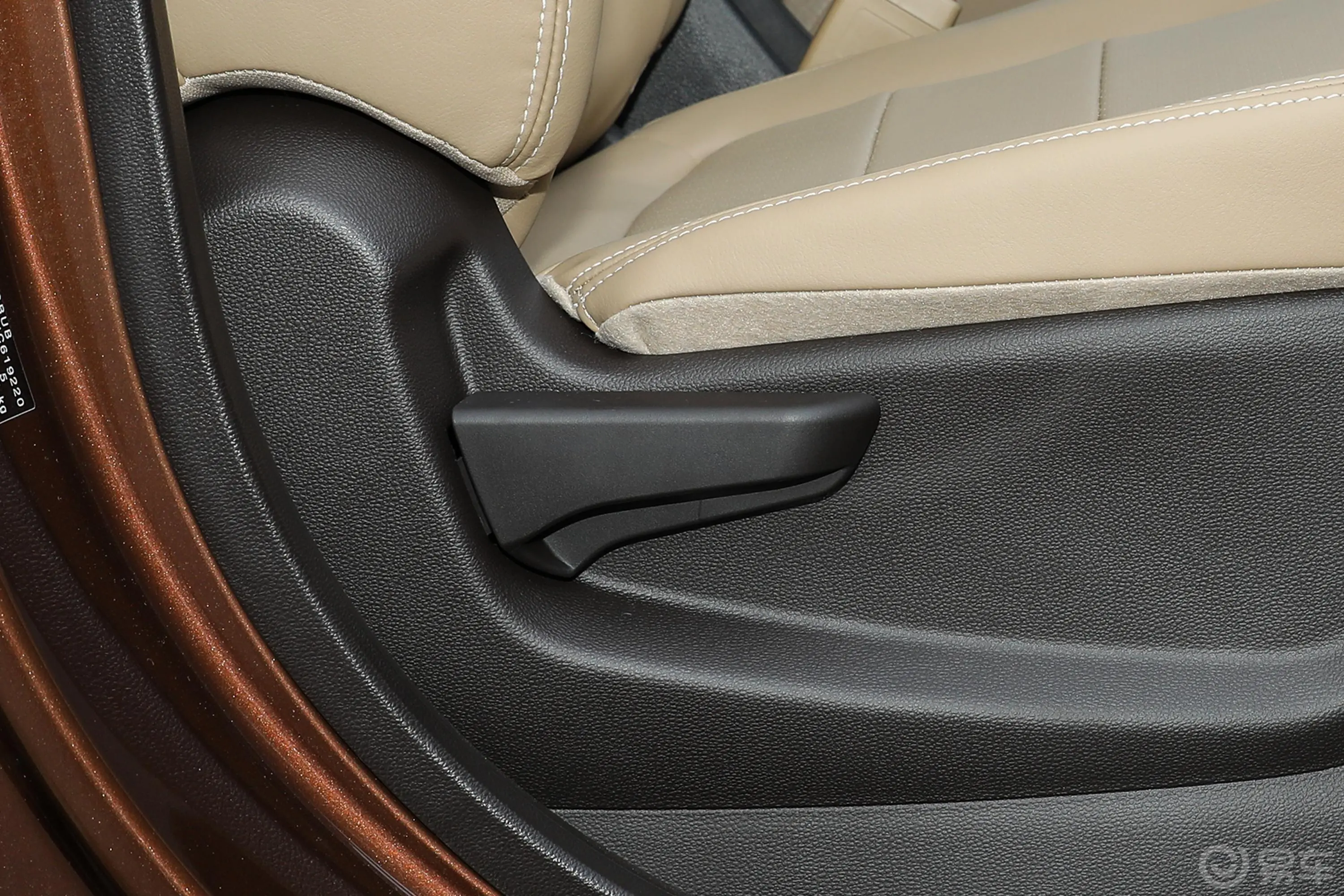 五菱宏光S1.5L 手动舒适型副驾座椅调节