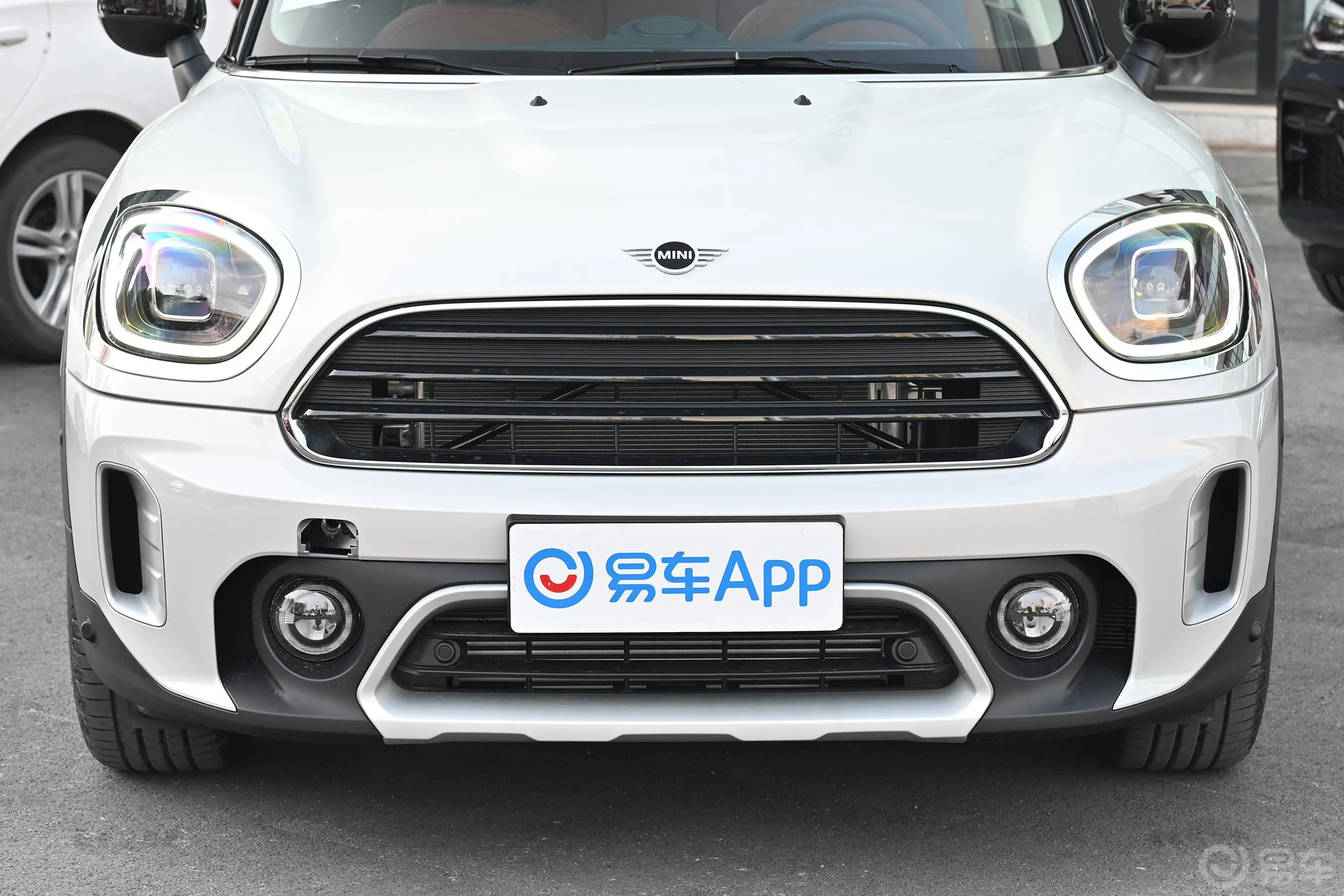 MINI COUNTRYMAN1.5T COOPER ALL4 鉴赏家外观