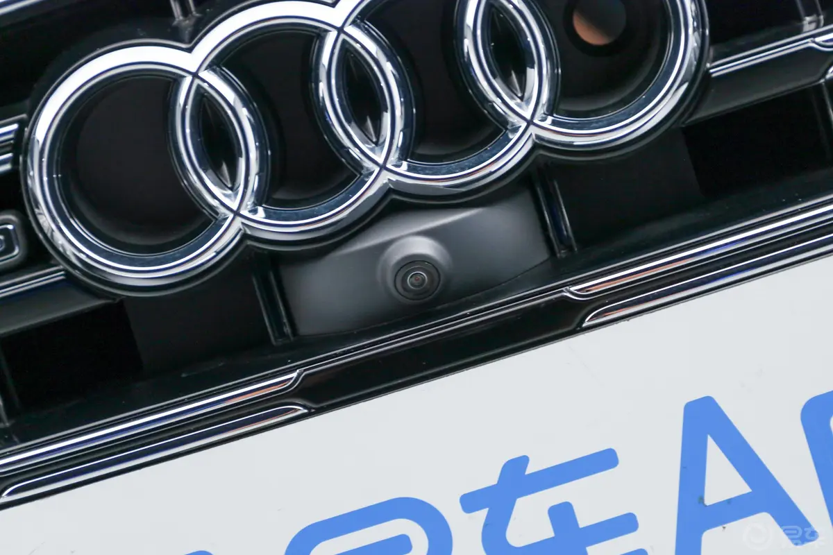 奥迪A6L55 TFSI quattro 旗舰动感型外观细节