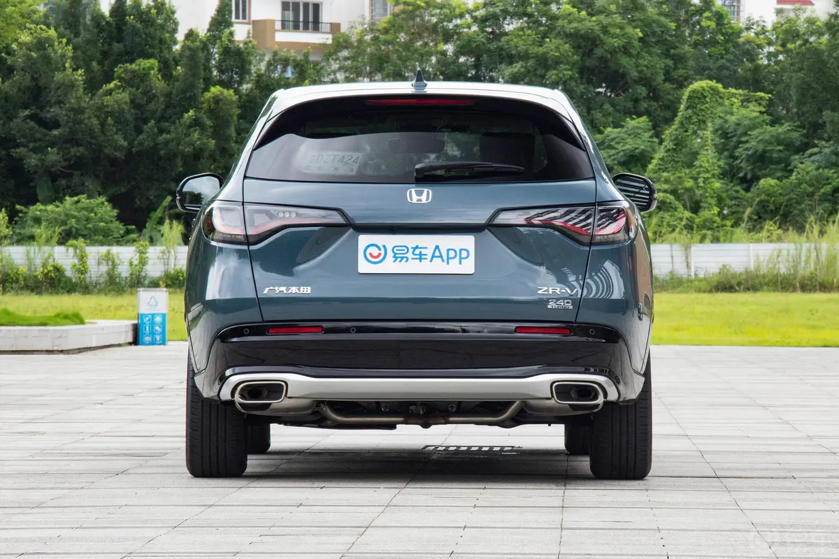 ZR-V 致在1.5T 尊享版正后水平