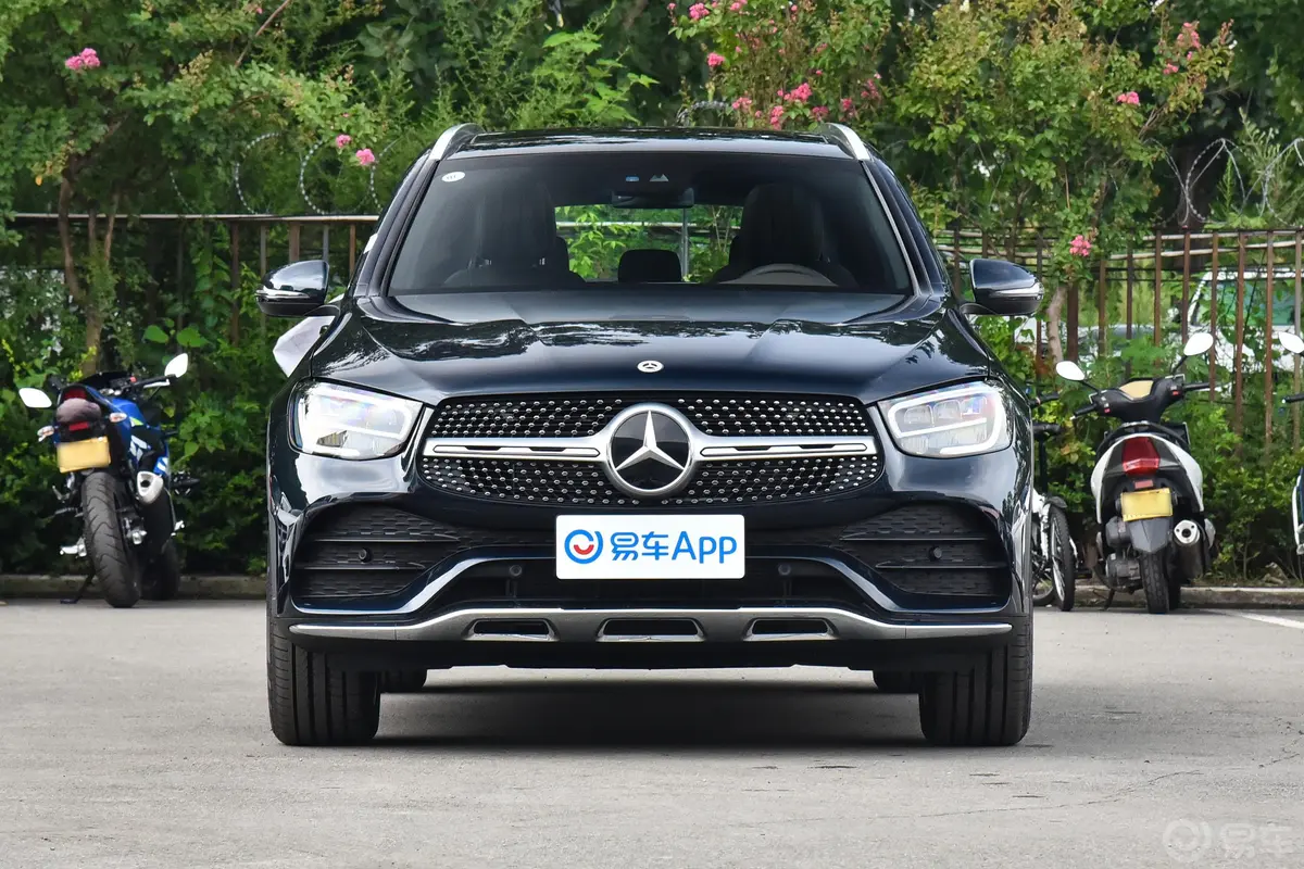 奔驰GLC改款 GLC 300 L 4MATIC 动感型臻藏版正前水平