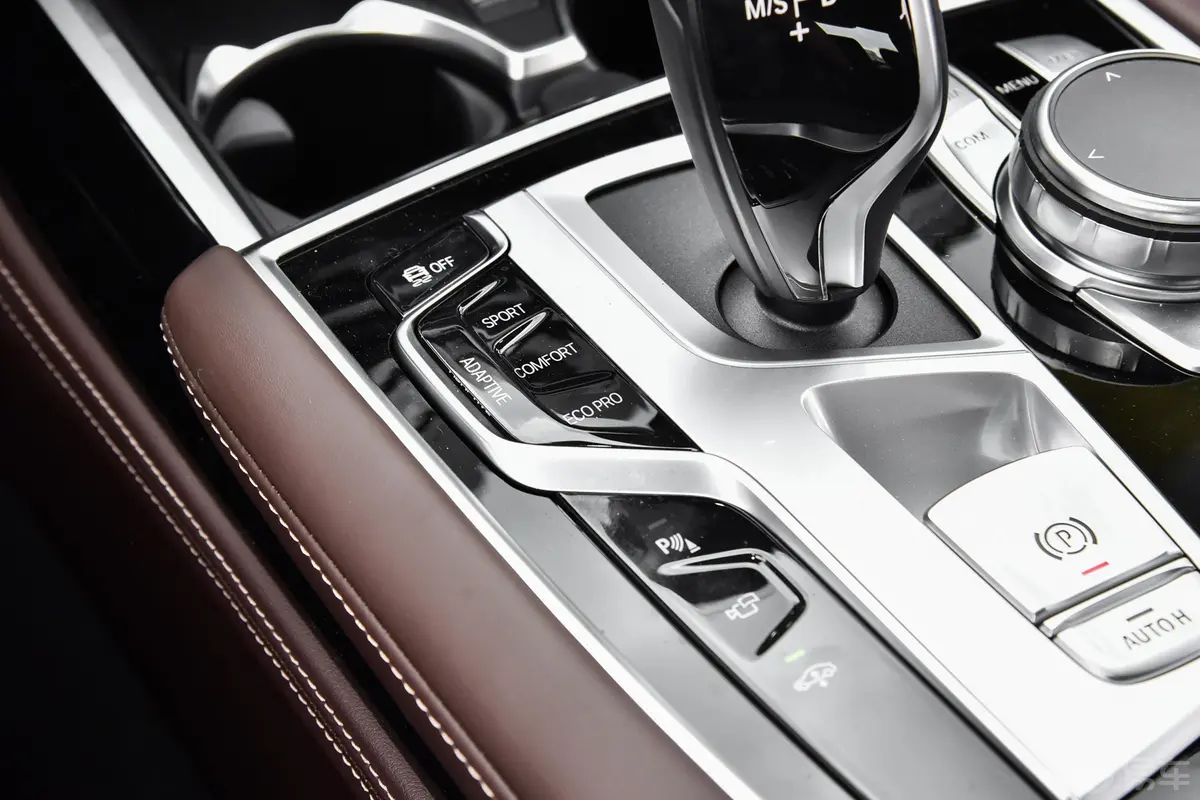 宝马7系740Li xDrive 行政型 豪华套装内饰