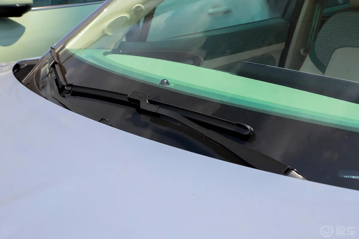欧拉好猫GT木兰版 401km 标准续航 标准版雨刷器