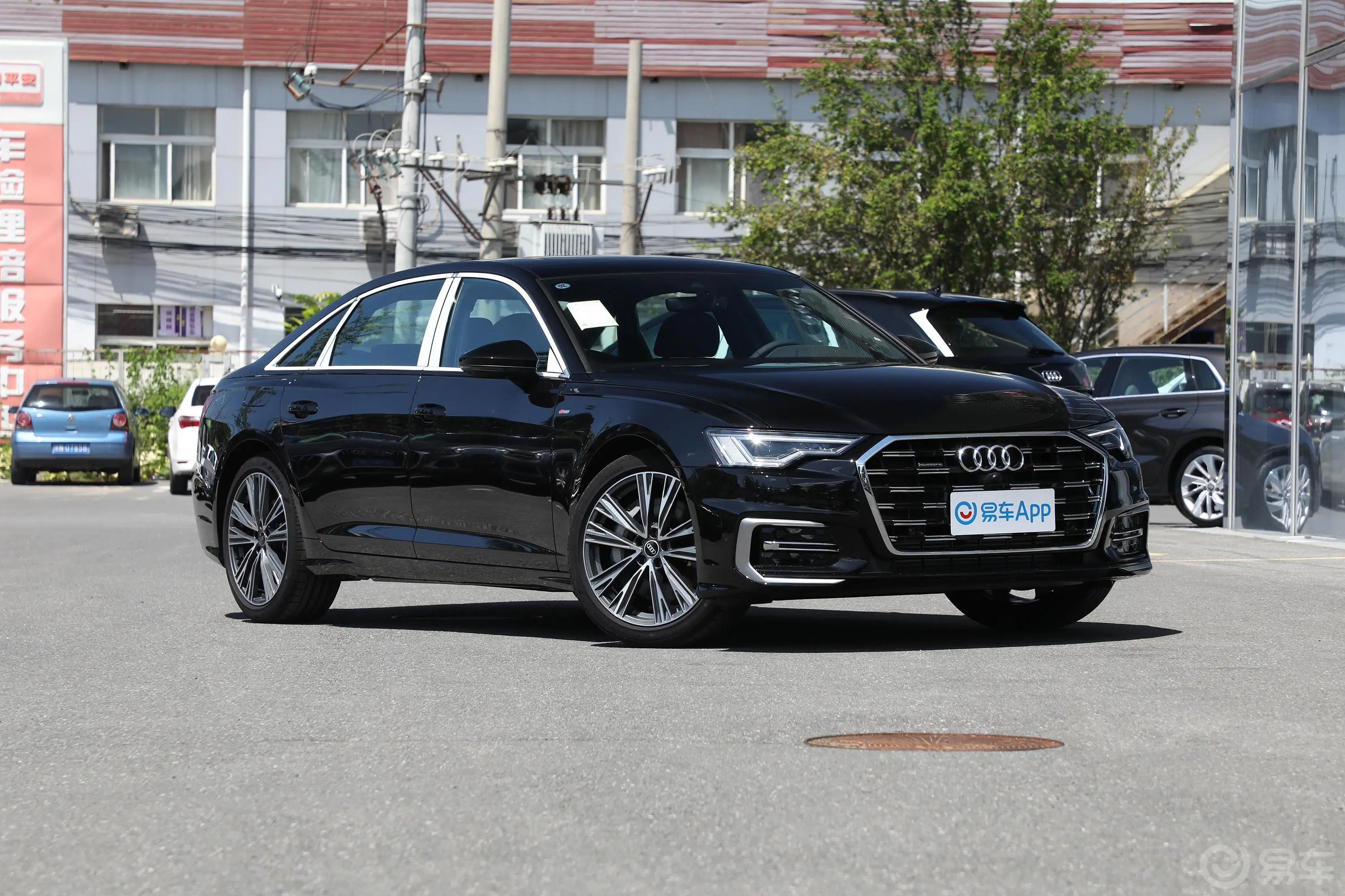 奥迪A6L55 TFSI quattro 尊享动感型车辆信息铭牌