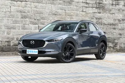 2022款 马自达CX-30 2.0L 自动黑曜嘉悦型外观