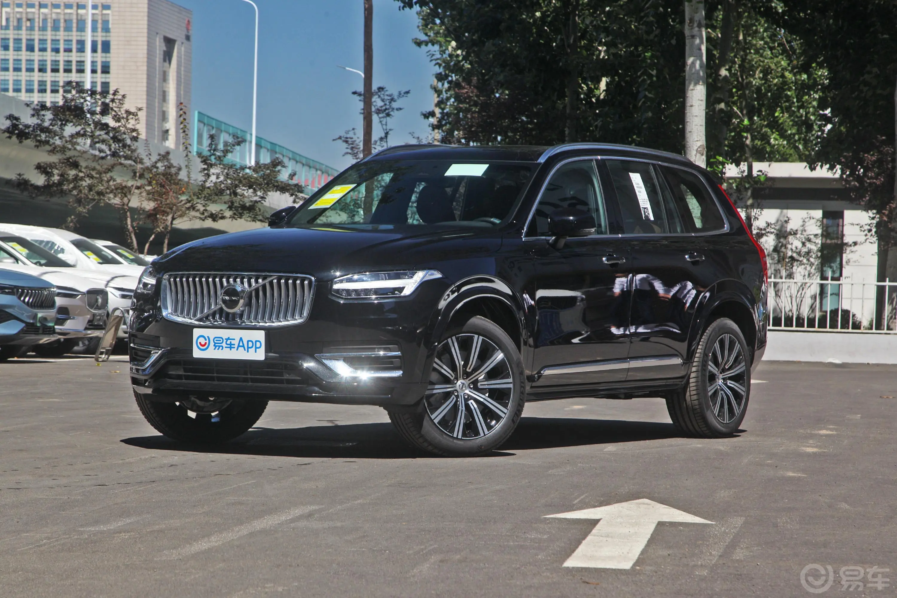 沃尔沃XC90B5 智行豪华版 7座侧前45度车头向左水平