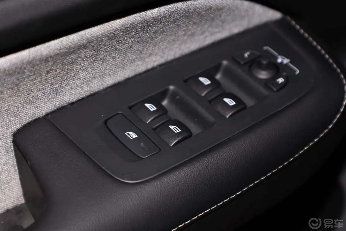 沃尔沃S60新能源T8 四驱智雅运动版车窗调节整体