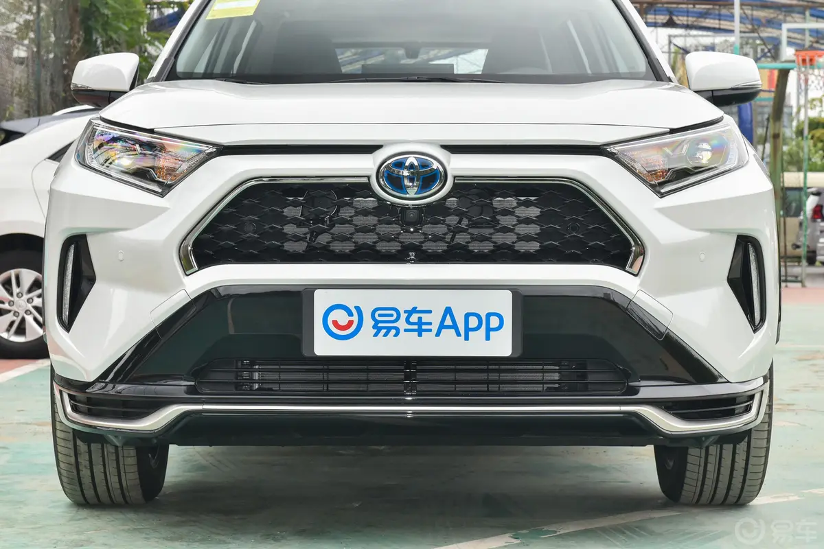 RAV4荣放 双擎E+2.5L 四驱旗舰Pro外观细节