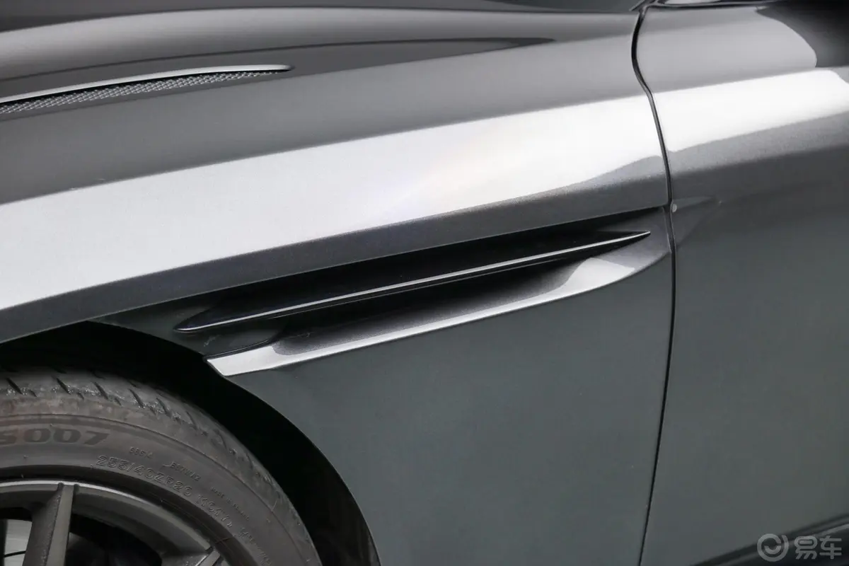 阿斯顿·马丁DB114.0T V8 Coupe外观细节