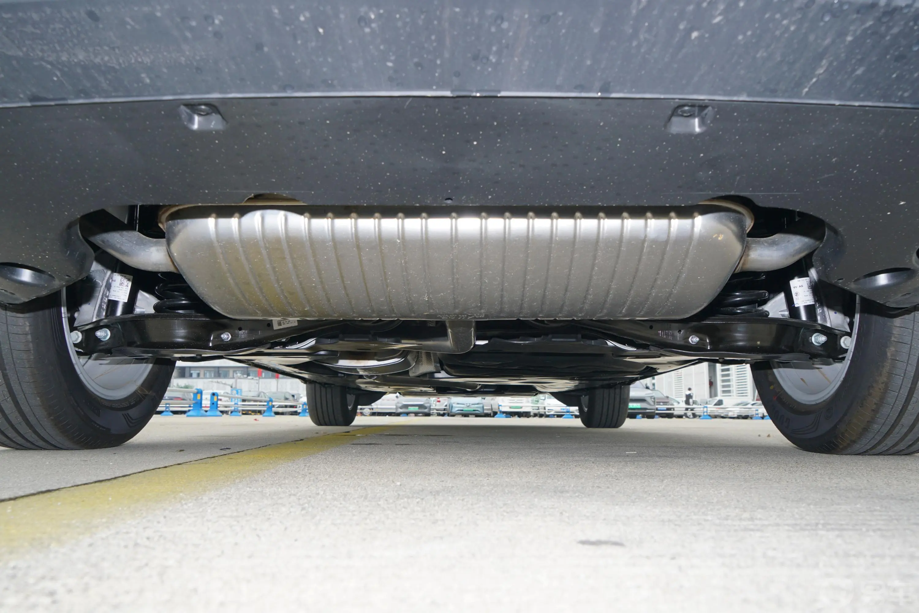 威然330TSI 商务版后悬架整体