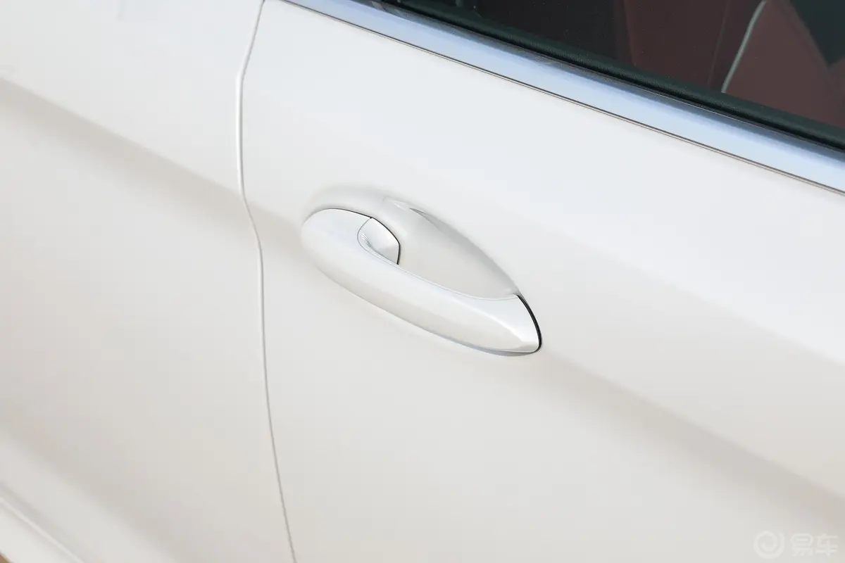 宝马5系改款二 530Li xDrive M运动套装外观细节