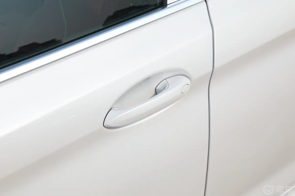 宝马5系改款二 530Li xDrive M运动套装驾驶员侧前门把手