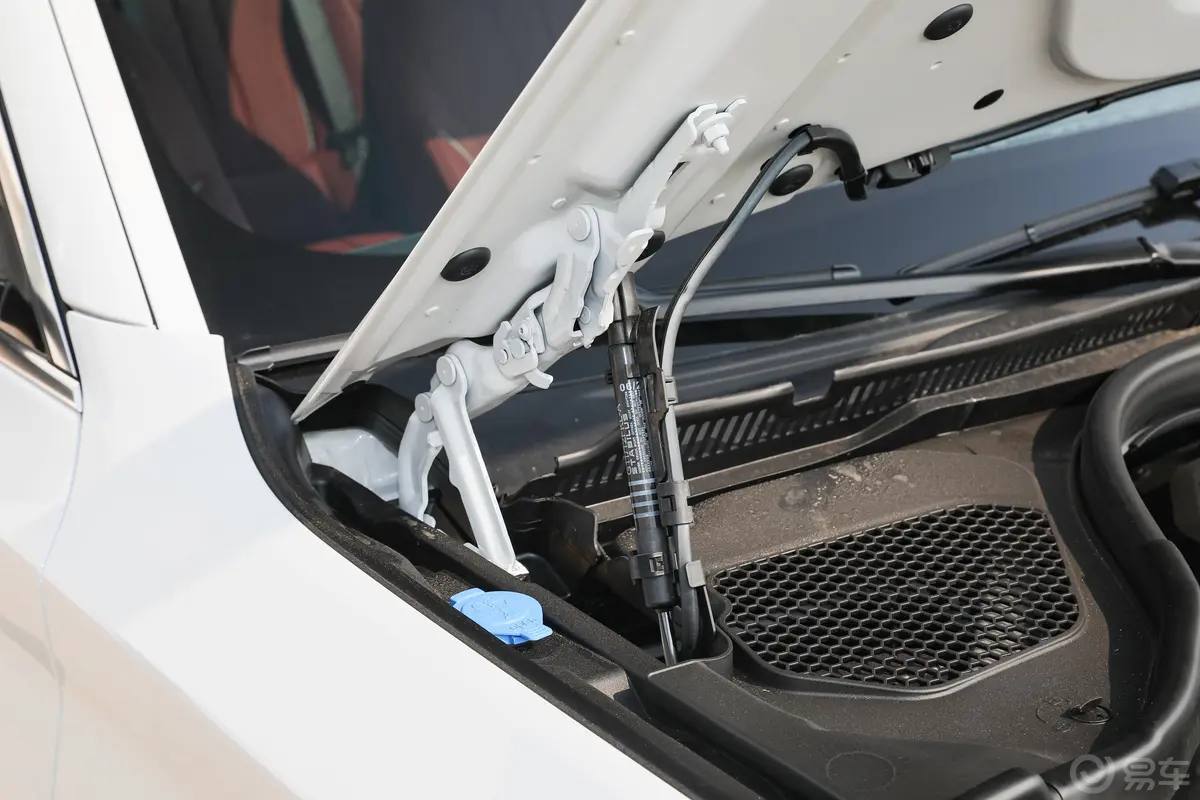 宝马5系改款二 530Li xDrive M运动套装动力底盘