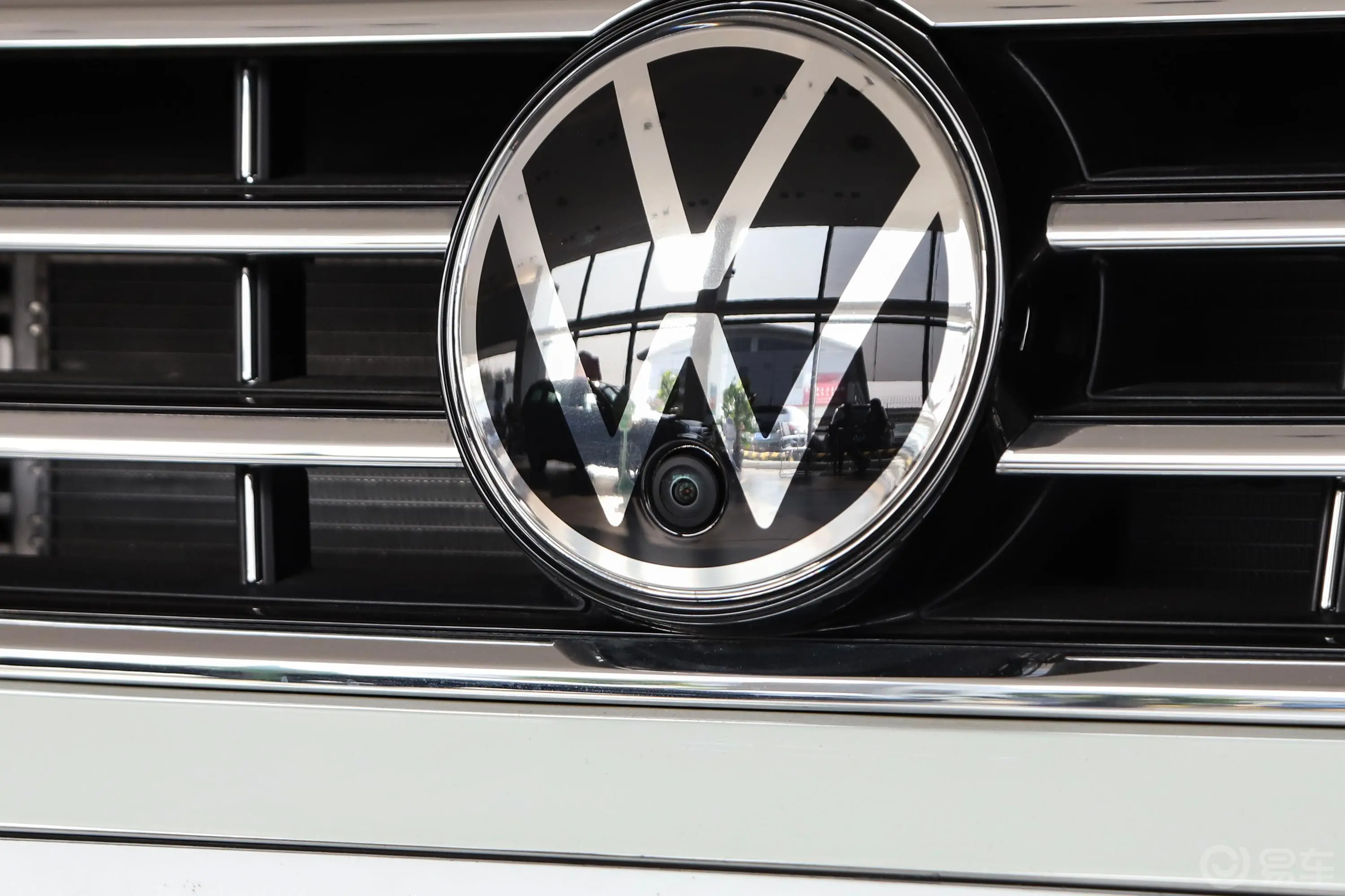 蔚揽330TSI 两驱 R-Line纵行版外观细节