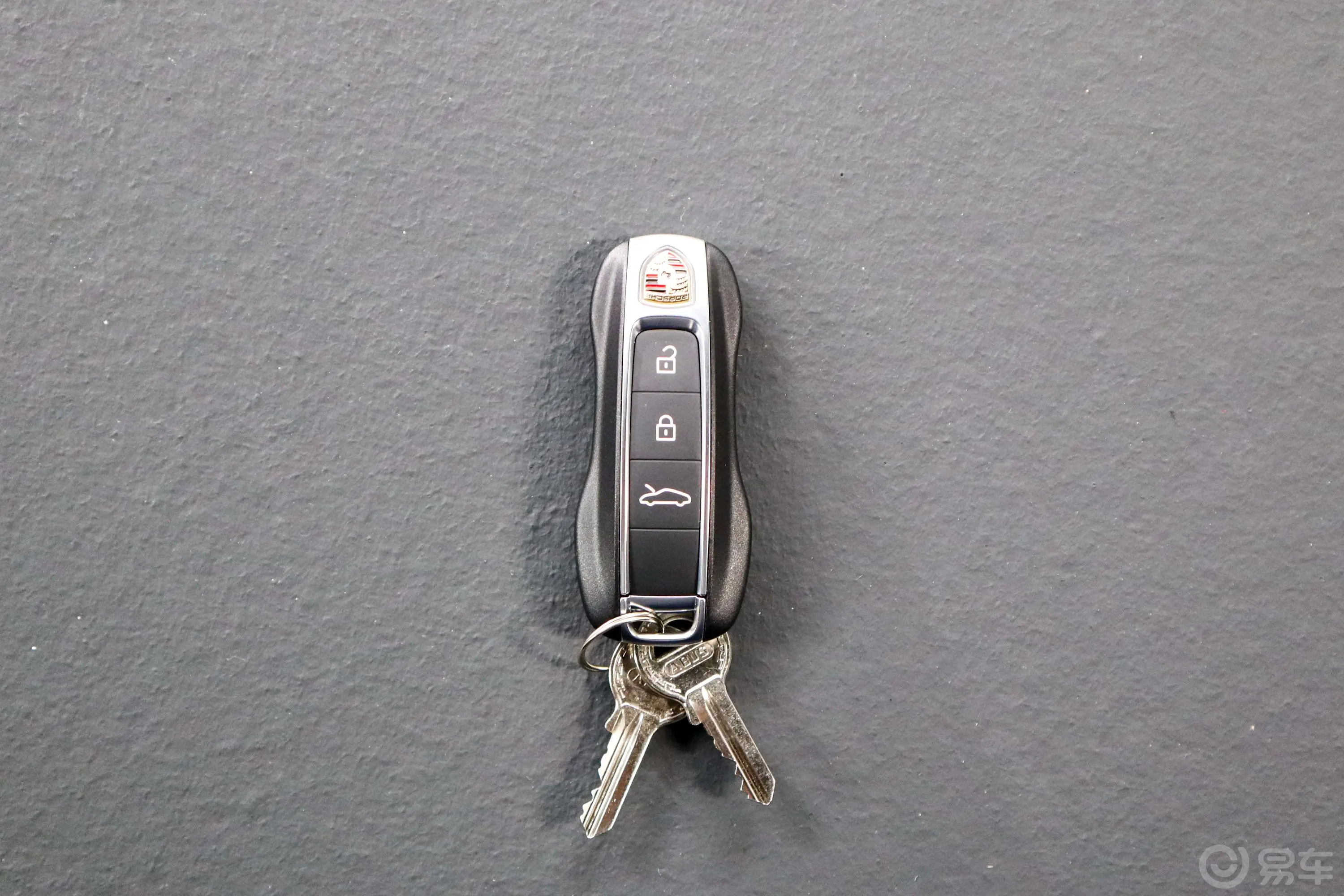 保时捷911Dakar 德国版钥匙正面