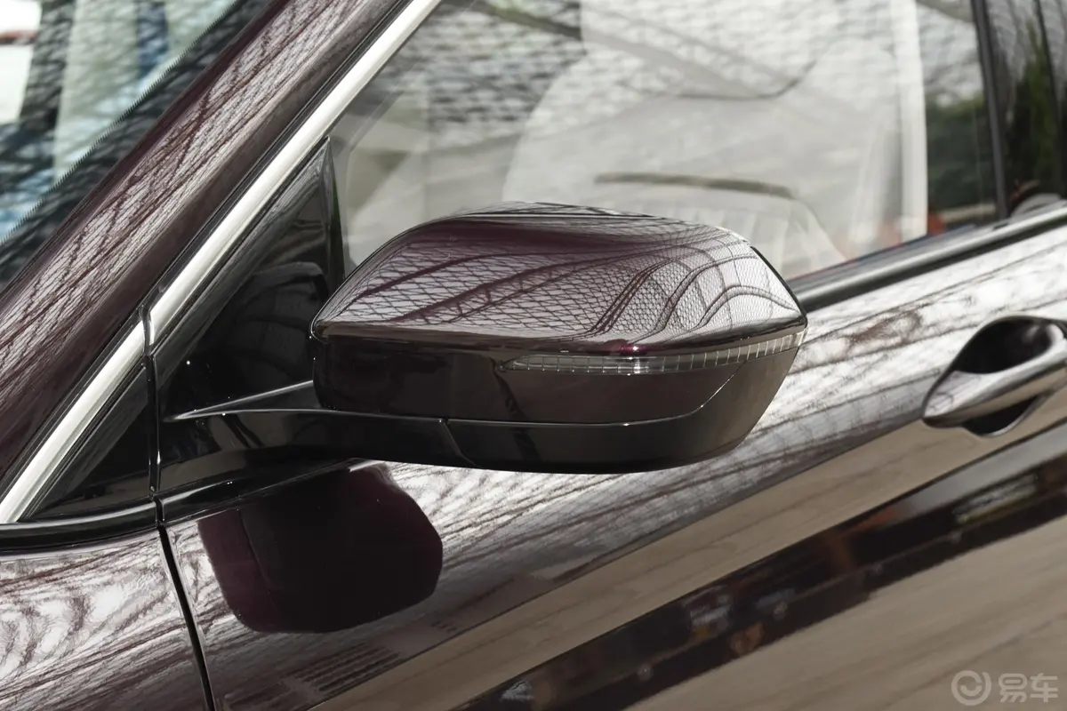 五菱凯捷混动 铂金版 2.0L 奢享型主驾驶后视镜背面