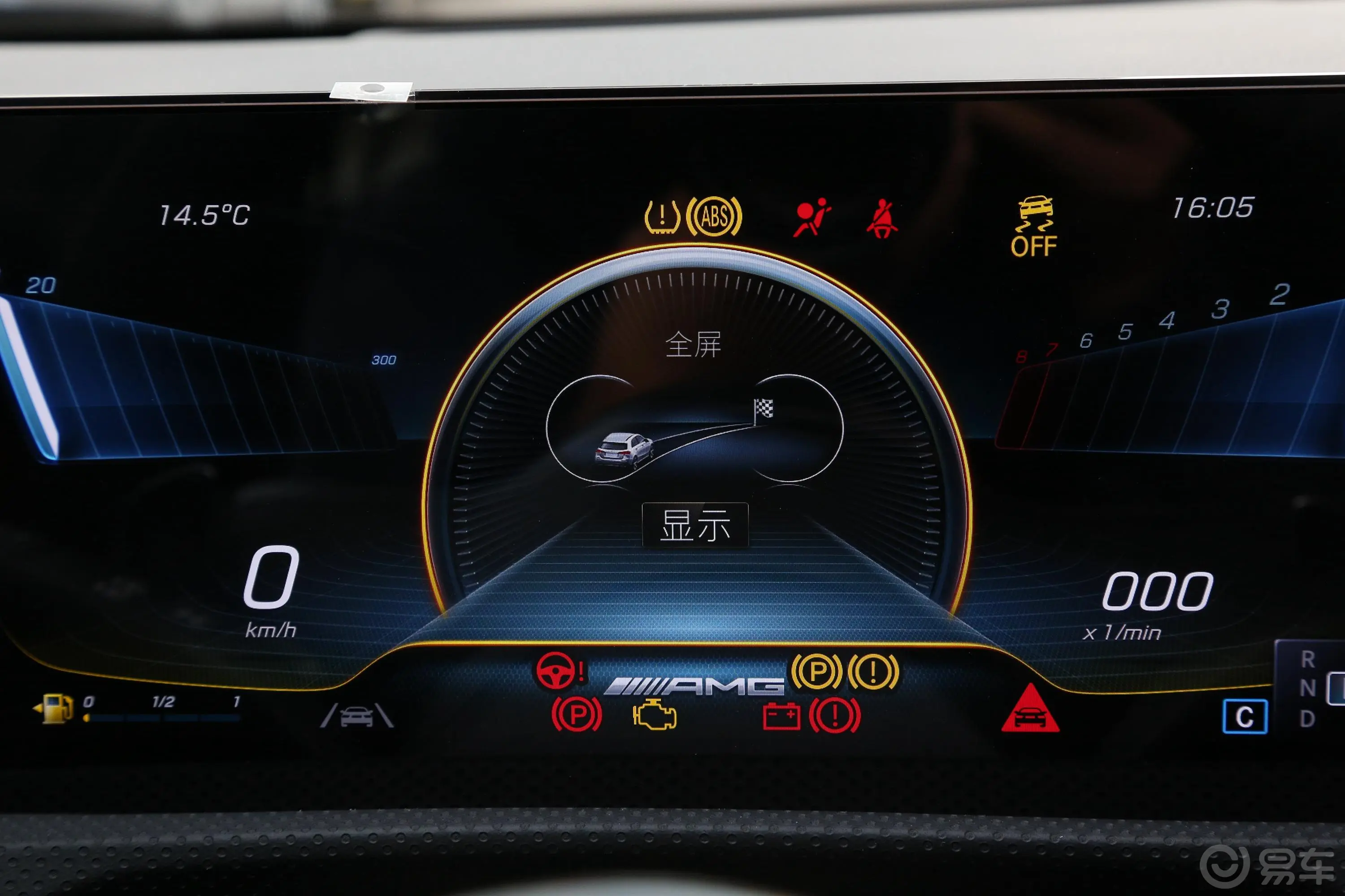 奔驰CLA AMGAMG CLA 45 4MATIC+主驾驶位