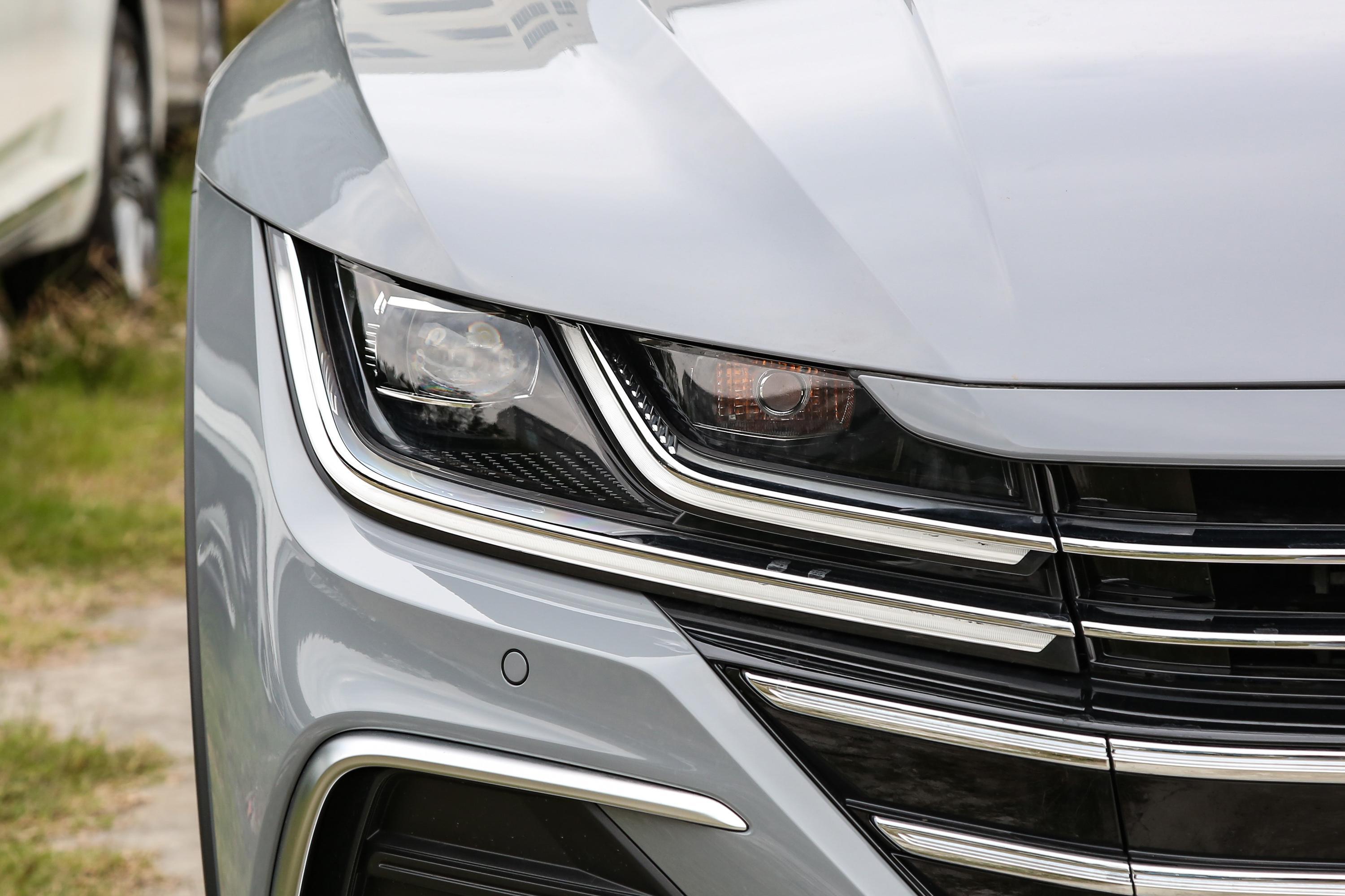 【一汽-大众CC猎装车 330TSI 猎目版外观灯组图片-汽车图片大全】-易车
