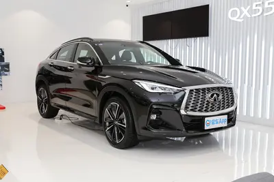 2022款 英菲尼迪QX55 2.0T 四驱耀动版外观