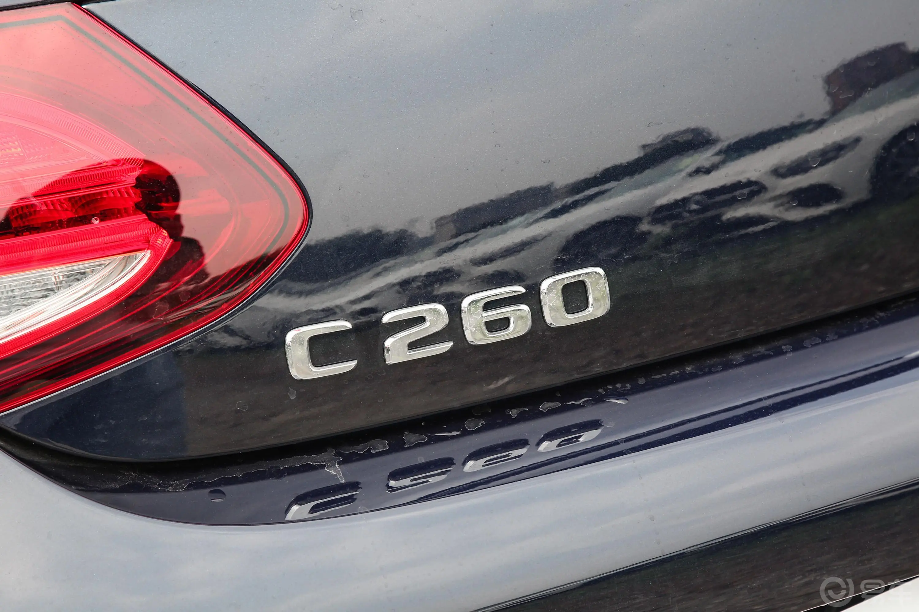 奔驰C级(进口)C 260 轿跑车外观细节