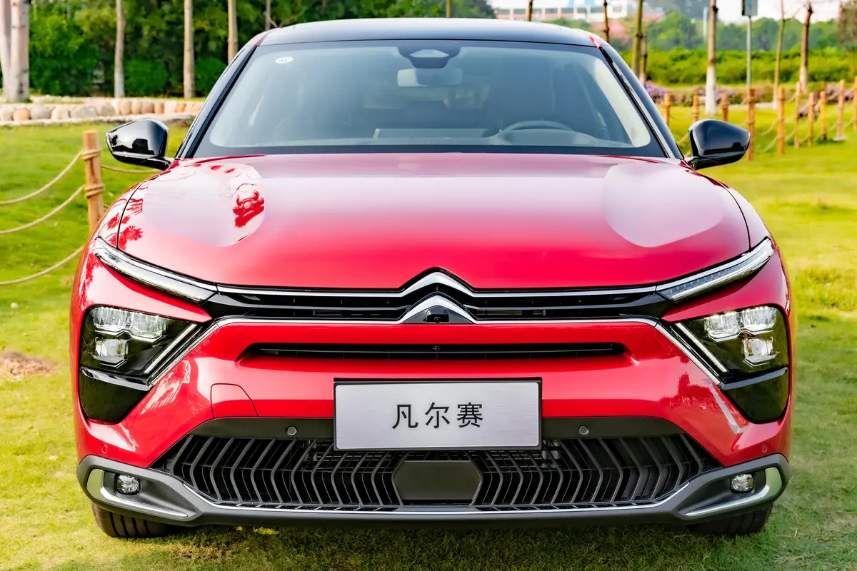 凡尔赛C5 X