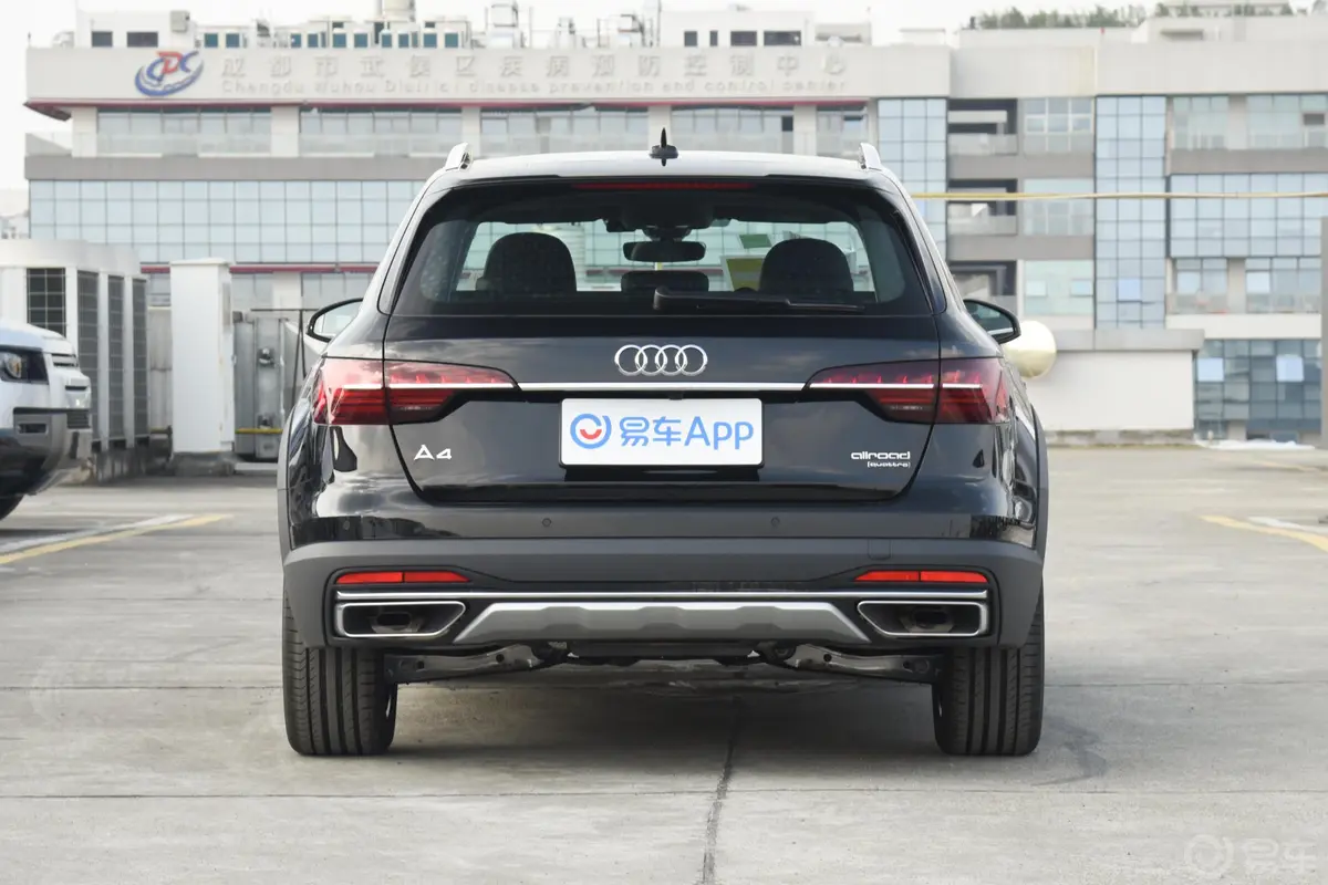 奥迪A4(进口)allroad quattro正后水平