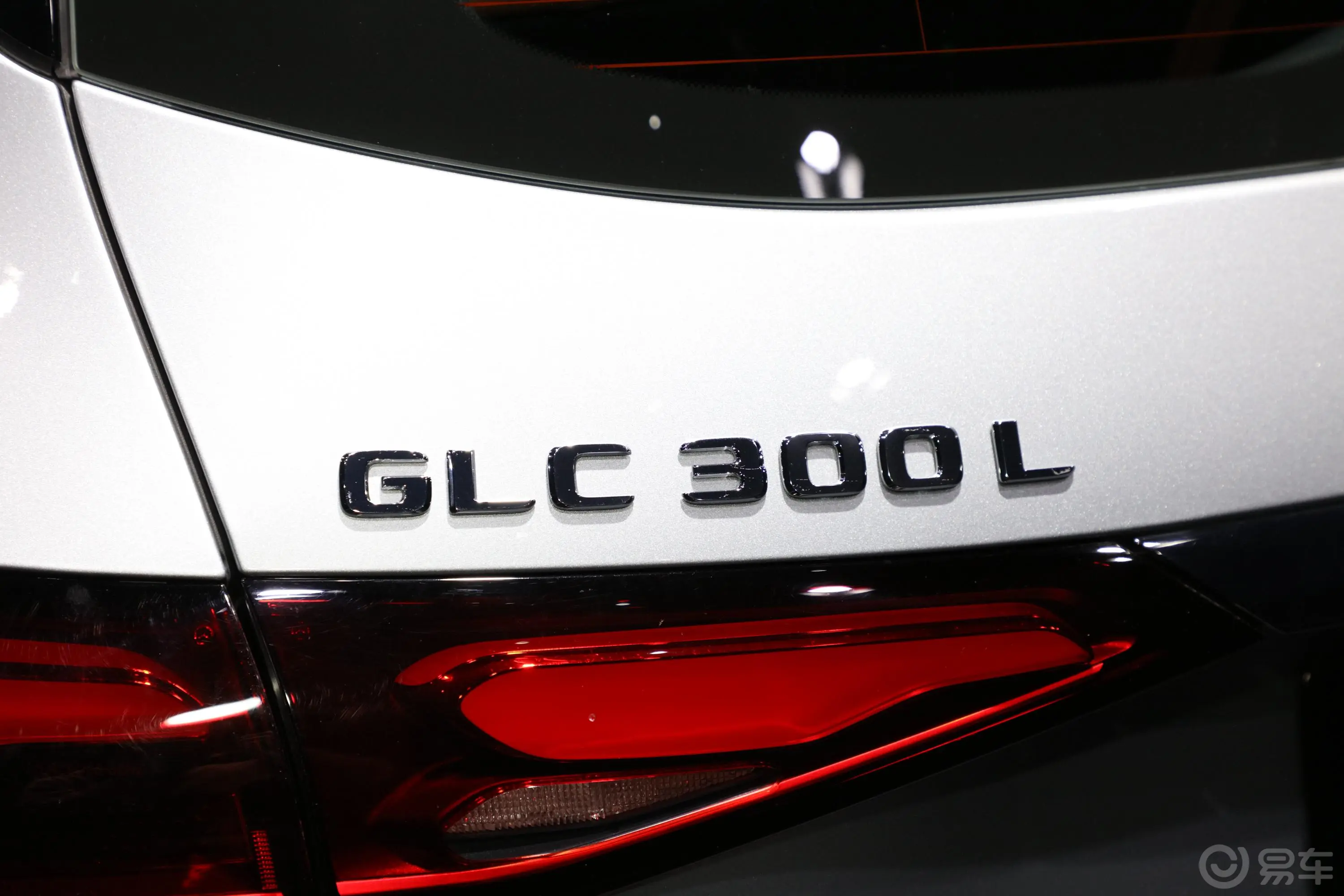 奔驰GLCGLC 300 L 4MATIC 豪华型 7座外观细节