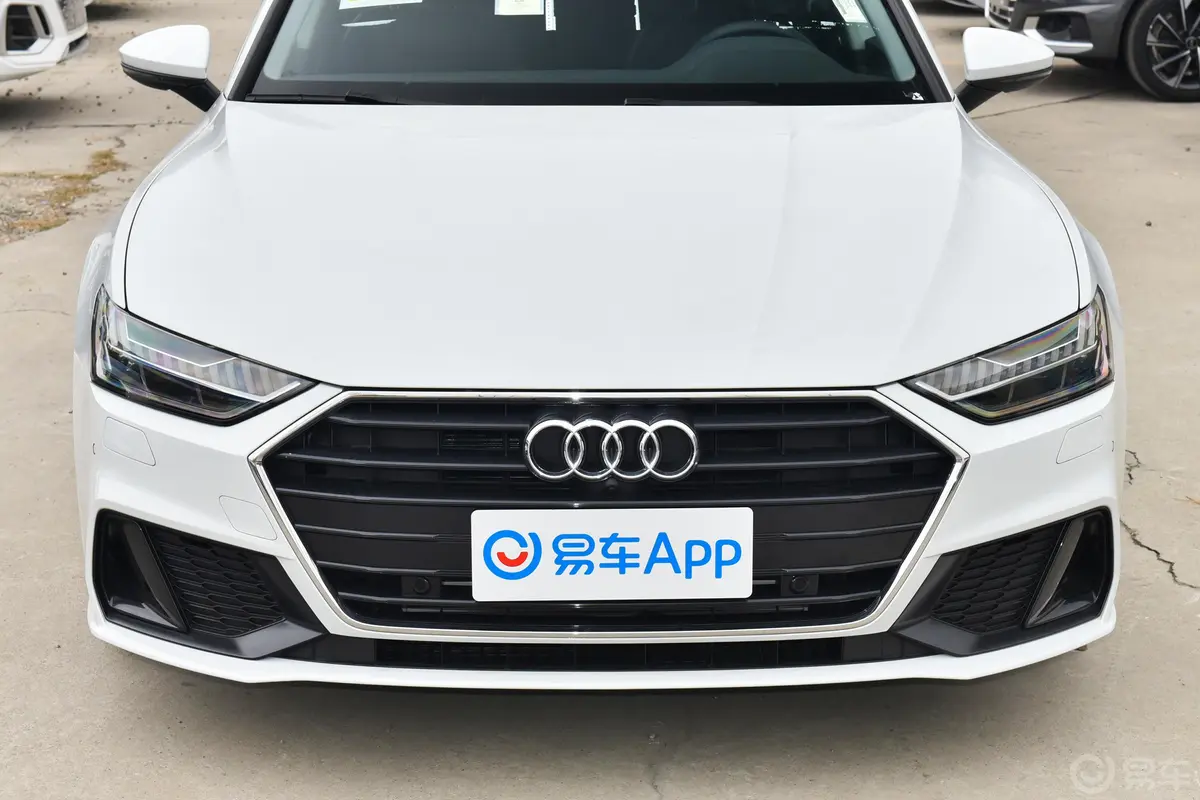 奥迪A740 TFSI 豪华型外观细节