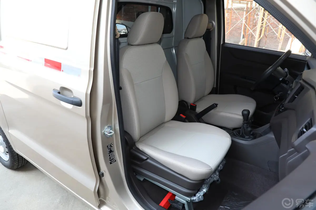 五菱宏光V1.5L 封窗劲取版液压助力 2座副驾驶座椅