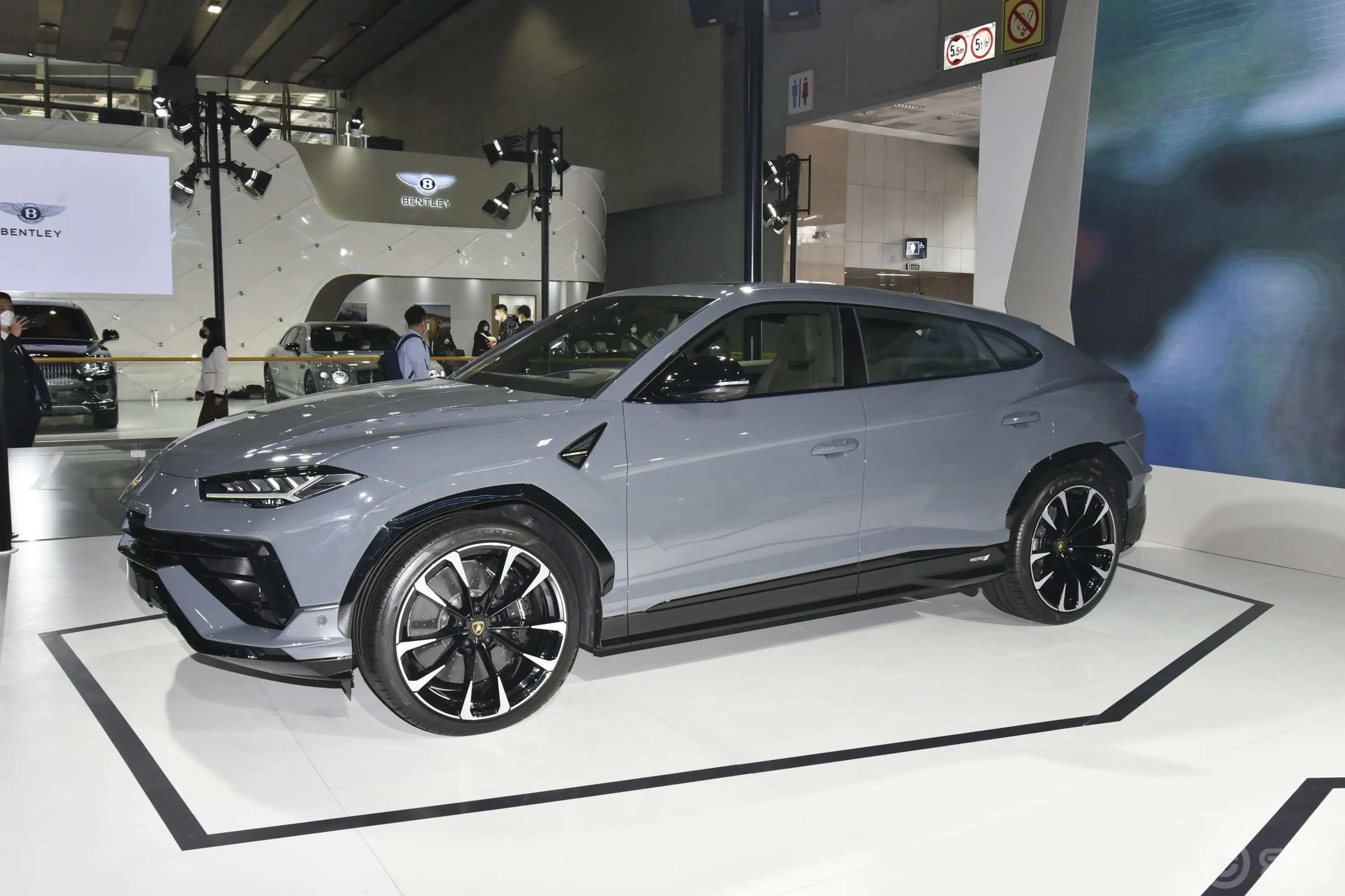 Urus4.0T V8 S