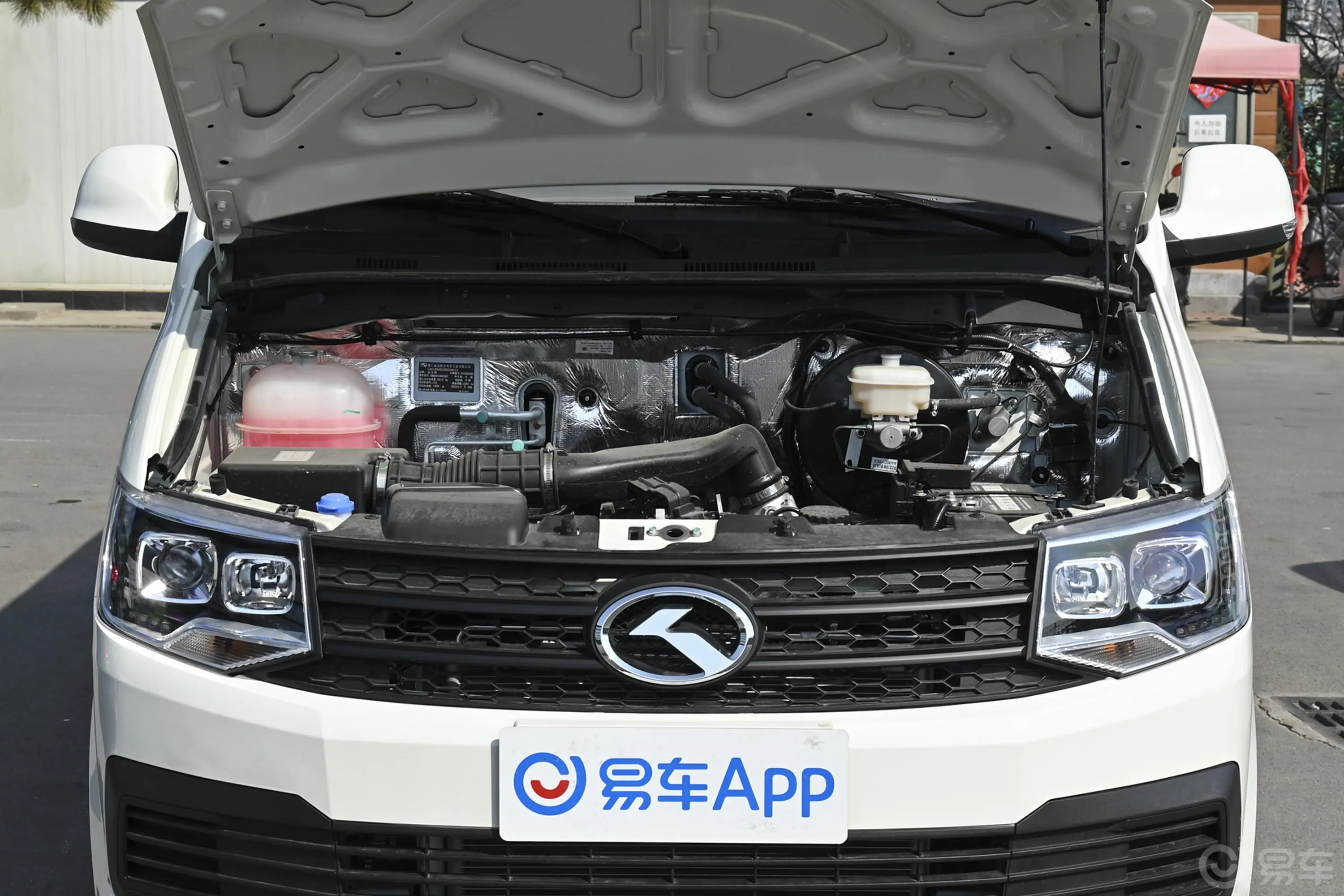 凯锐浩克2.0L 手动 高顶畅运标准型 6座发动机舱整体