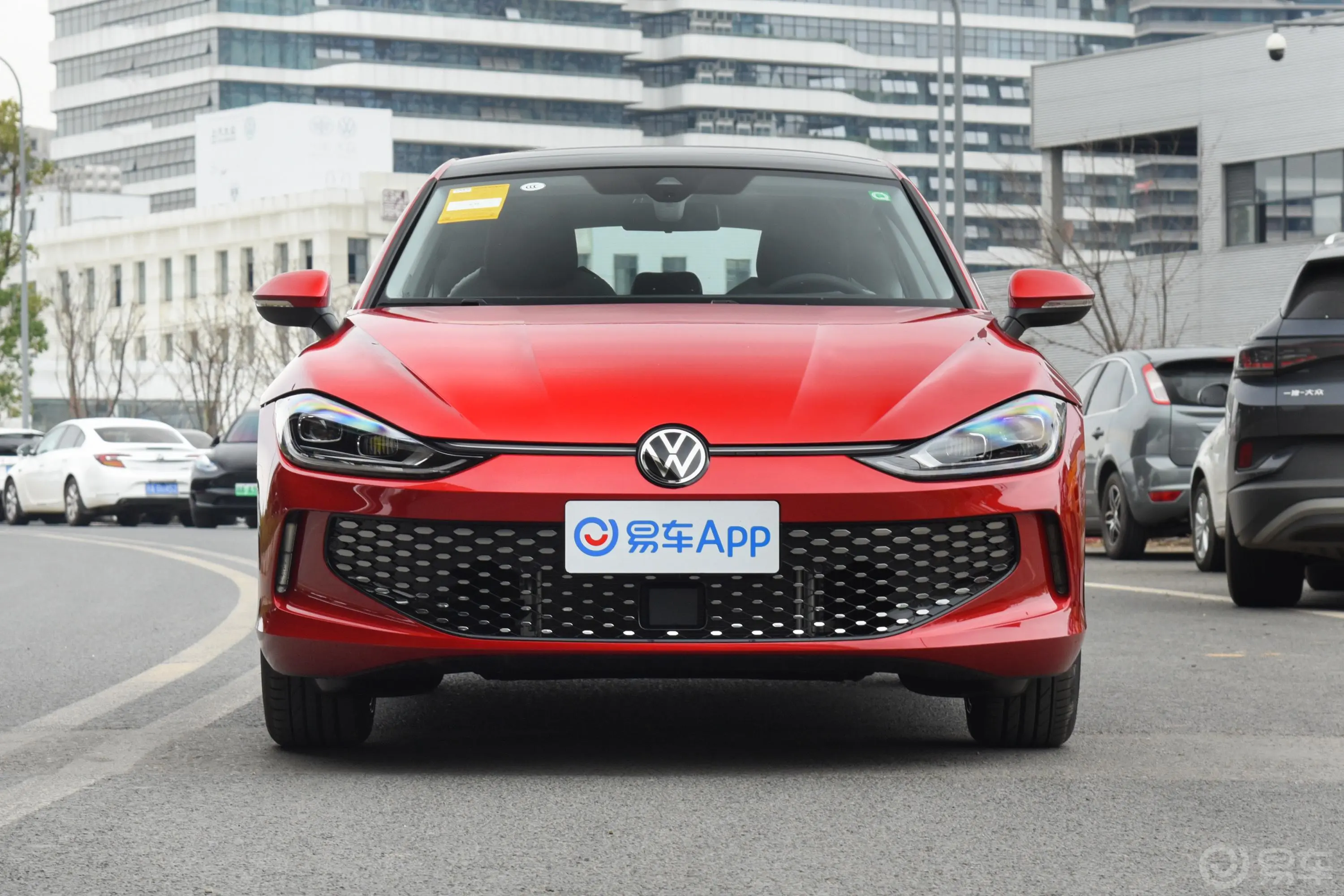 凌渡凌渡L 280TSI 酷辣版正前水平