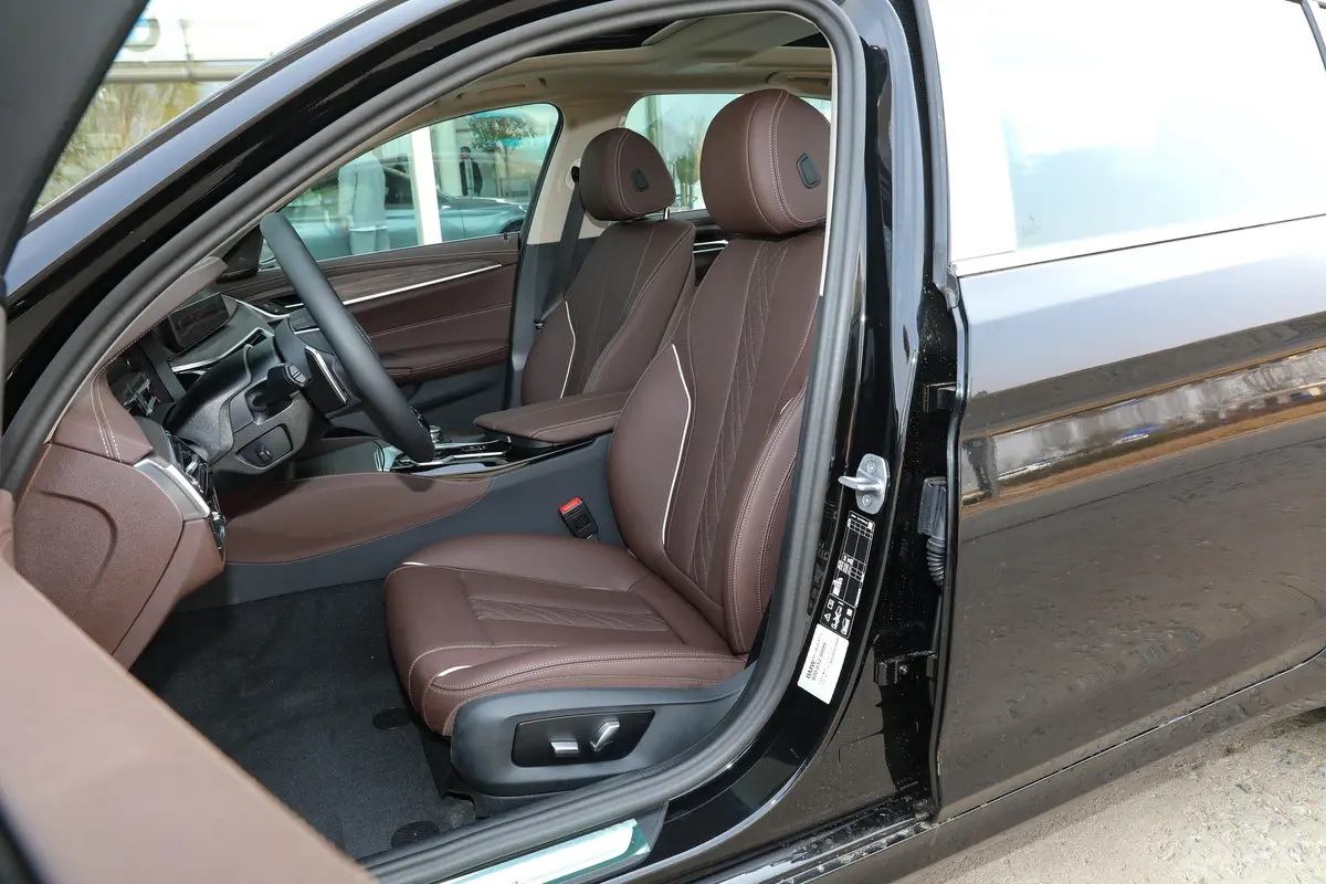 宝马5系530Li xDrive 豪华套装驾驶员座椅