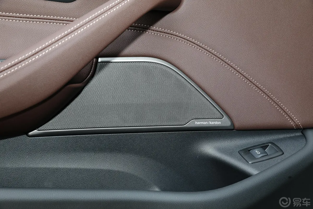 宝马5系530Li xDrive 豪华套装音响和品牌