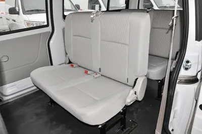 2023款 金杯新海狮X30L 1.5L 客车超享无空调版 5/6/7座空间