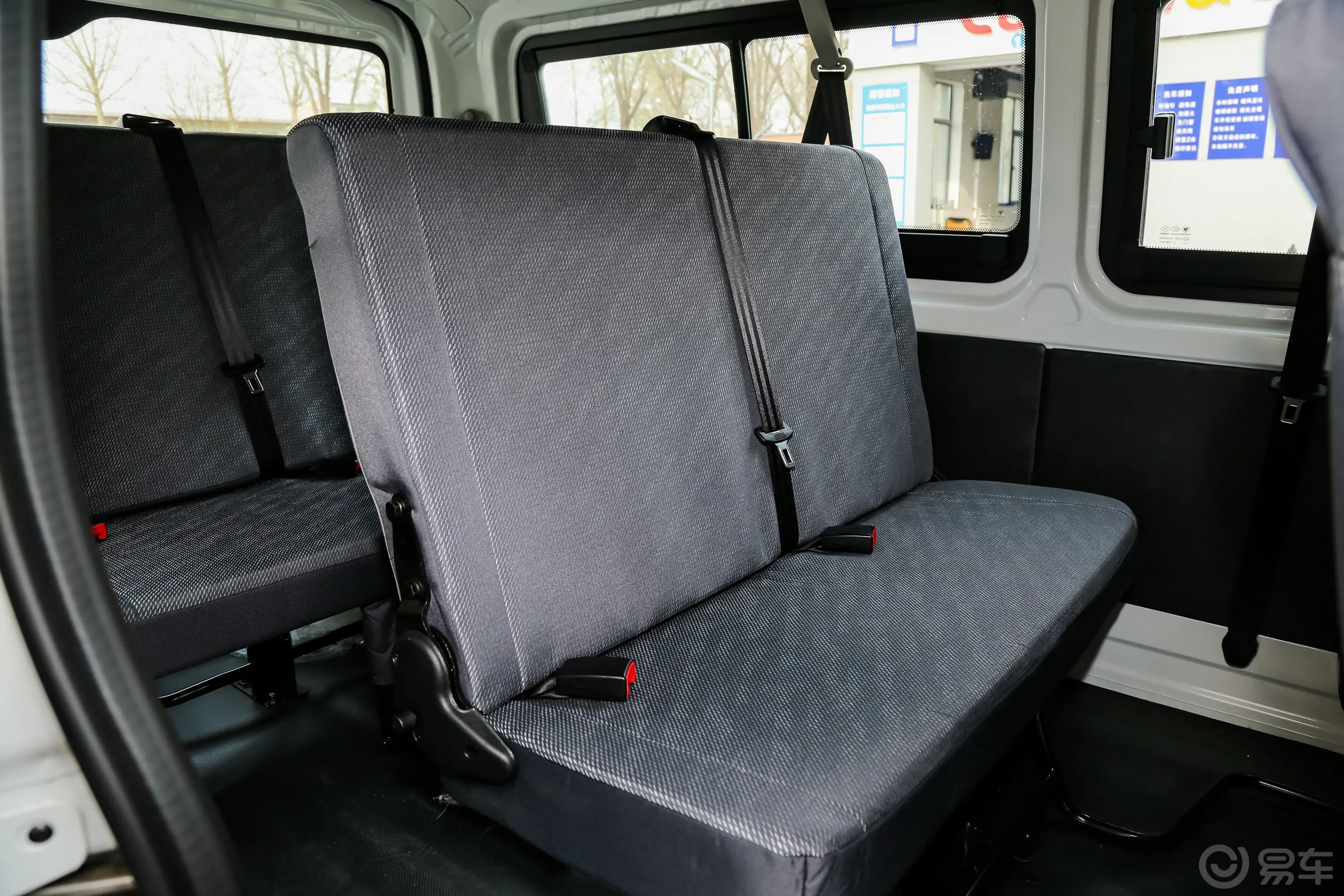 风景G7商运版 2.4L 短轴低顶明窗 10座 汽油第三排座椅
