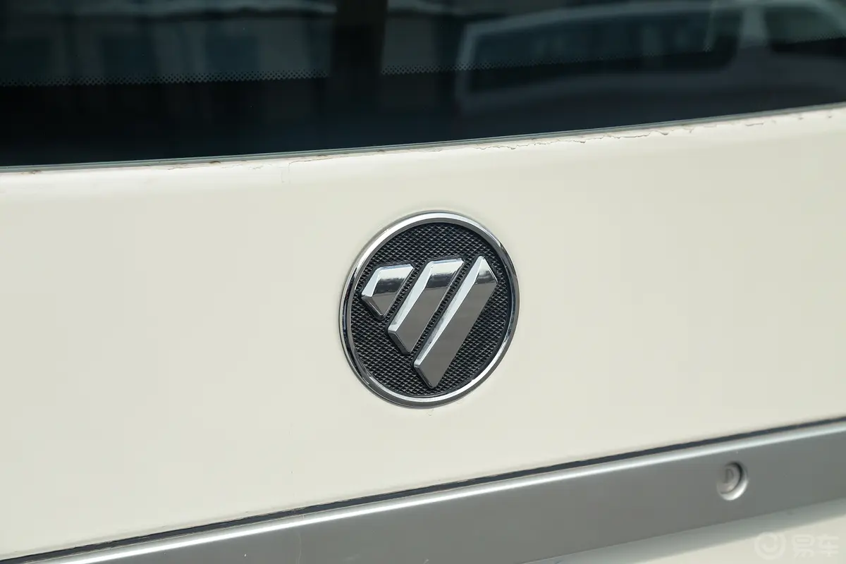 风景G7商运版 2.4L 短轴低顶明窗 10座 汽油外观细节