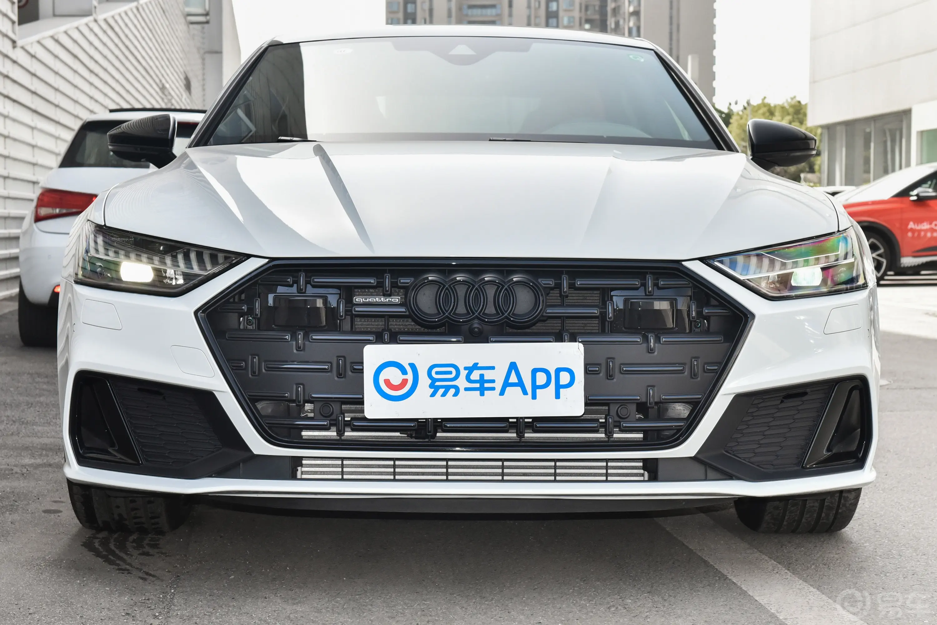 奥迪A7L55 TFSI quattro S-line 志远型 曜黑套装外观细节